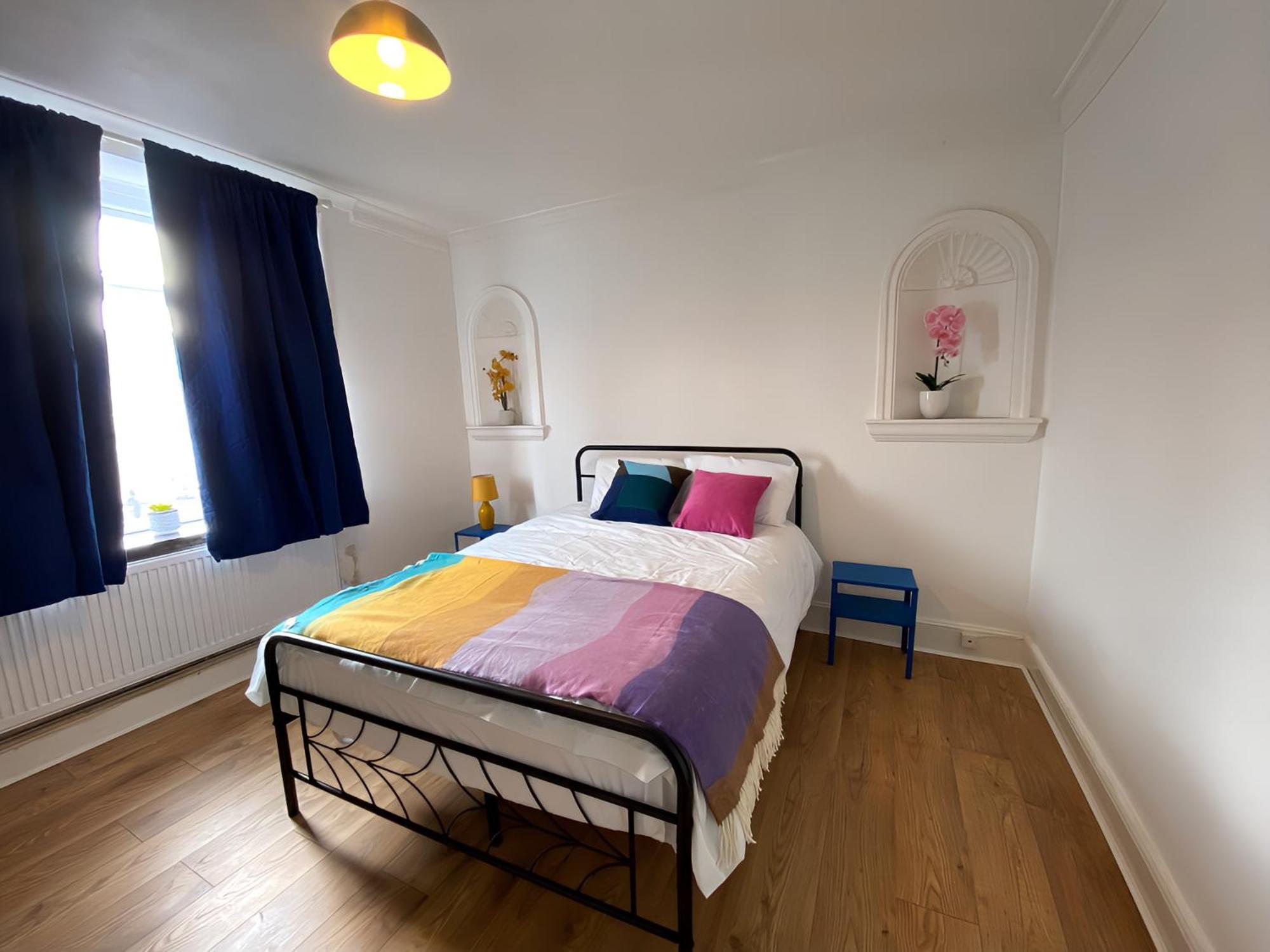 4-Bedroom Home - Perfect For Those Working In Bridgend - By Tailored Accommodation Zewnętrze zdjęcie